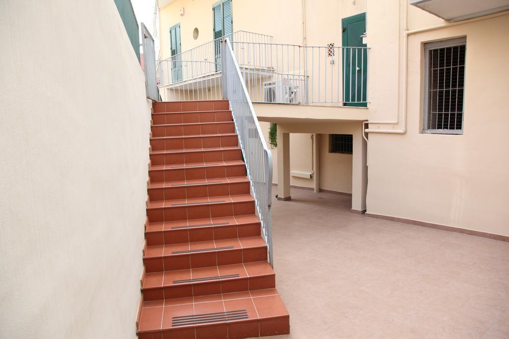 מטרה In Centro Holiday Home מראה חיצוני תמונה